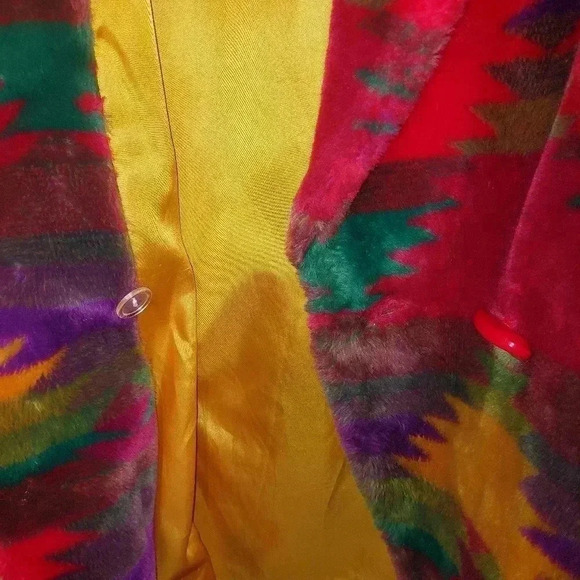 Vintage Regal Plush Collection Bright Tribal Print Coat Acrylic Thick Medium - Picture 8 of 12